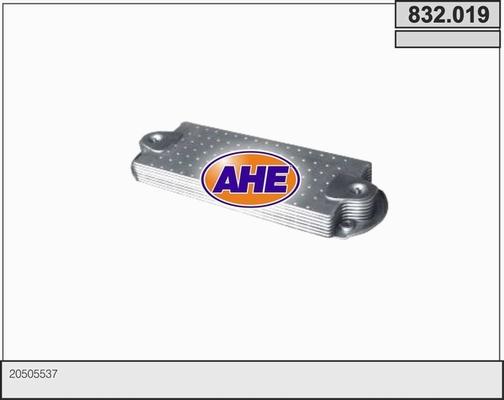 AHE 832.019 - Radiatore olio, Olio motore www.autoricambi360.it