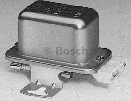 BOSCH 9 190 110 032 - Regolatore alternatore www.autoricambi360.it