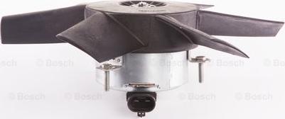 BOSCH 9 130 451 046 - Elettromotore, Ventola radiatore www.autoricambi360.it