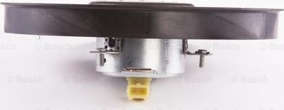 BOSCH 9 130 451 165 - Elettromotore, Ventola radiatore www.autoricambi360.it