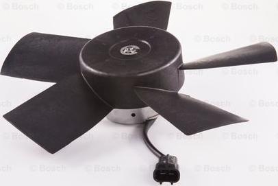 BOSCH 9 130 451 125 - Elettromotore, Ventola radiatore www.autoricambi360.it