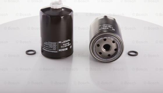 BOSCH 0 986 450 713 - Filtro carburante www.autoricambi360.it