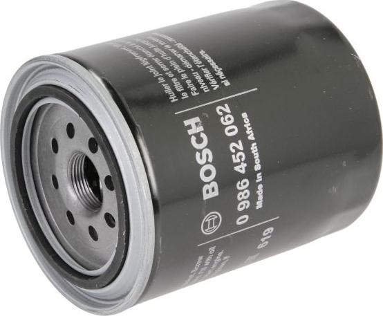 BOSCH 0 986 452 062 - Filtro olio www.autoricambi360.it