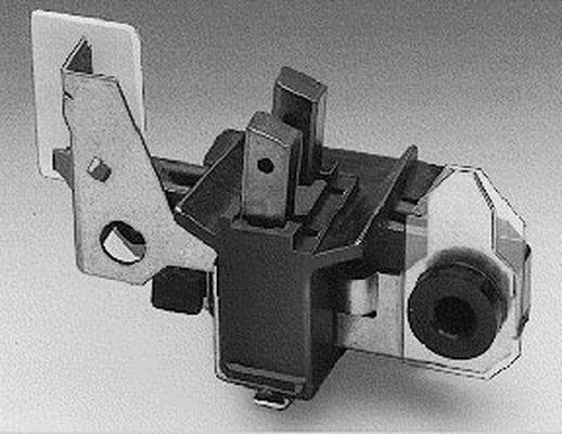 BOSCH 0 986 192 016 - Regolatore alternatore www.autoricambi360.it