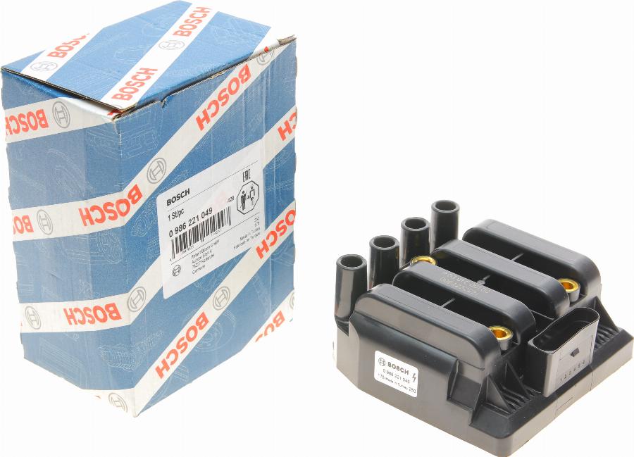 BOSCH 0 986 221 049 - Bobina d'accensione www.autoricambi360.it