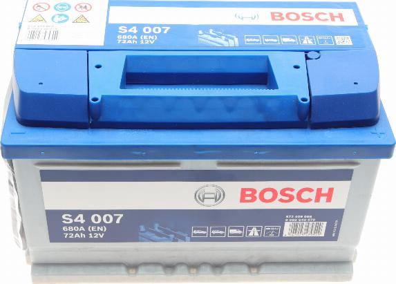 BOSCH 0 092 S40 070 - Batteria avviamento www.autoricambi360.it