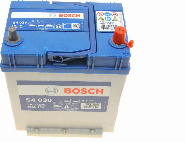 BOSCH 0 092 S40 300 - Batteria avviamento www.autoricambi360.it