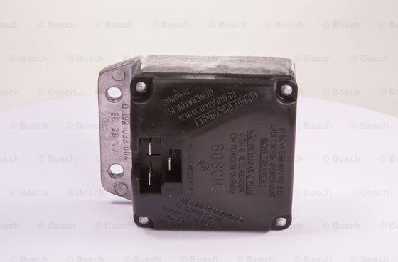 BOSCH 0 192 033 004 - Regolatore alternatore www.autoricambi360.it