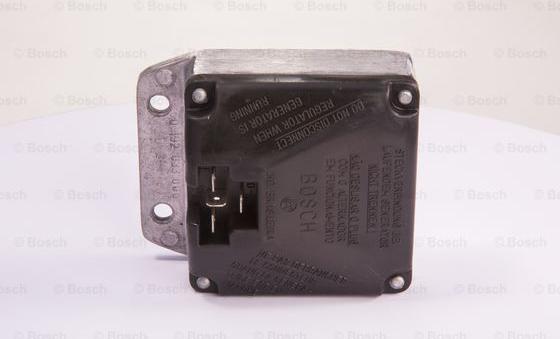 BOSCH 0 192 033 005 - Regolatore alternatore www.autoricambi360.it