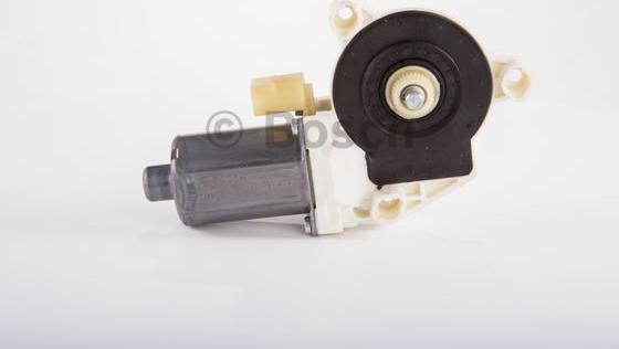 BOSCH 0 130 821 423 - Elettromotore, Alzacristallo www.autoricambi360.it