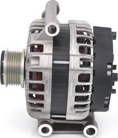BOSCH 0 125 811 083 - Alternatore www.autoricambi360.it