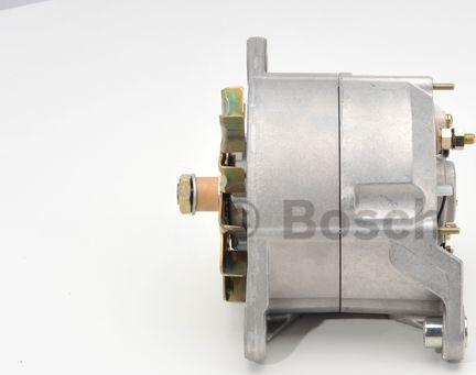 BOSCH 0 120 468 144 - Alternatore www.autoricambi360.it