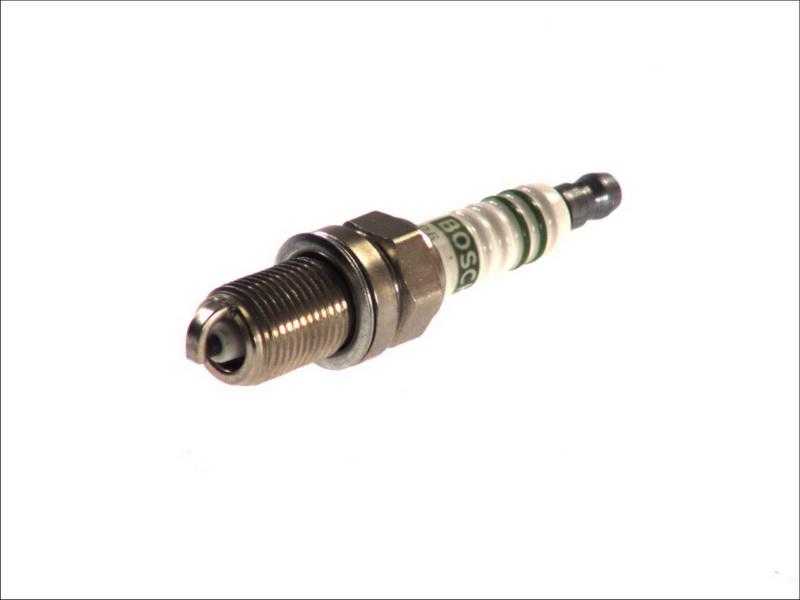 BOSCH 0 242 245 536 - Candela accensione www.autoricambi360.it