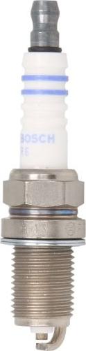 BOSCH 0 242 240 593 - Candela accensione www.autoricambi360.it