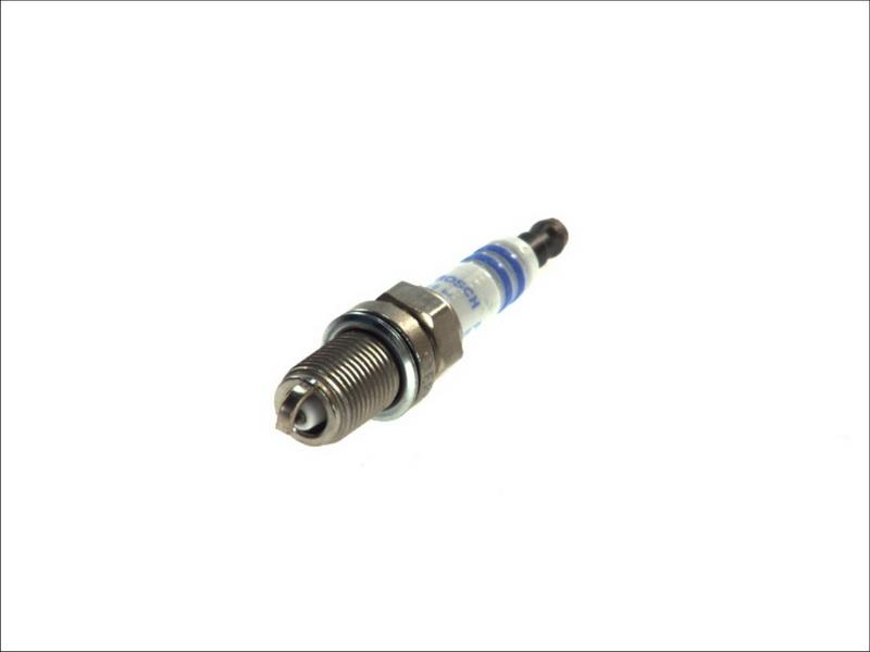 BOSCH 0 242 240 653 - Candela accensione www.autoricambi360.it