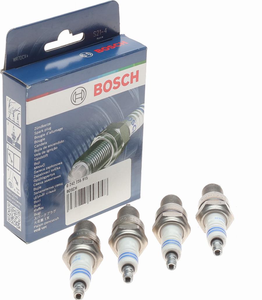 BOSCH 0 242 235 915 - Candela accensione www.autoricambi360.it