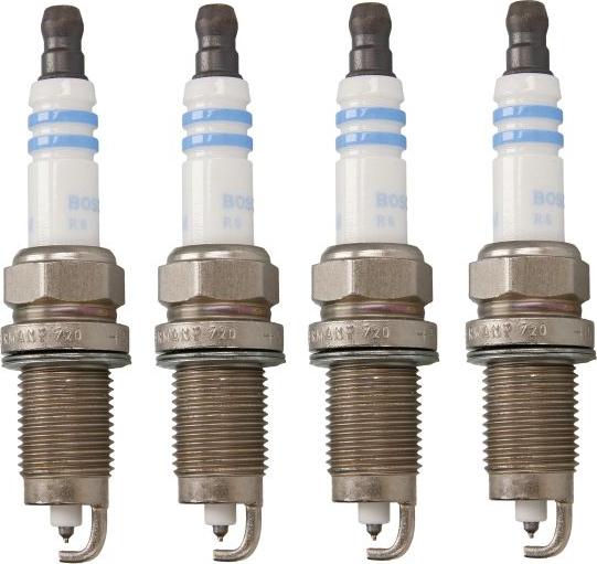 BOSCH 0 242 235 984 - Candela accensione www.autoricambi360.it