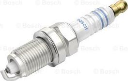 BOSCH 0 242 235 588 - Candela accensione www.autoricambi360.it