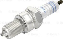 BOSCH 0 242 235 650 - Candela accensione www.autoricambi360.it