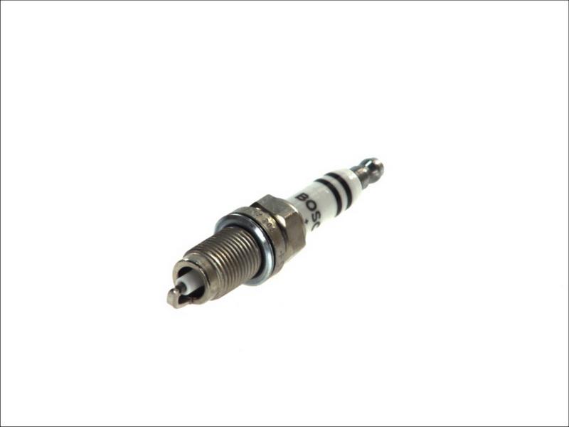 BOSCH 0 242 236 565 - Candela accensione www.autoricambi360.it