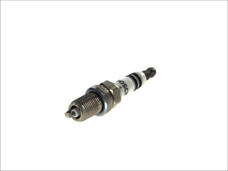 BOSCH 0 242 230 500 - Candela accensione www.autoricambi360.it
