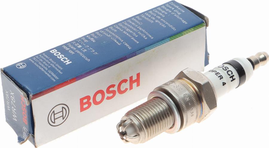 BOSCH 0 242 232 505 - Candela accensione www.autoricambi360.it