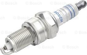 BOSCH 0 242 225 610 - Candela accensione www.autoricambi360.it