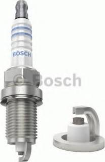 BOSCH 0 242 225 638 - Candela accensione www.autoricambi360.it