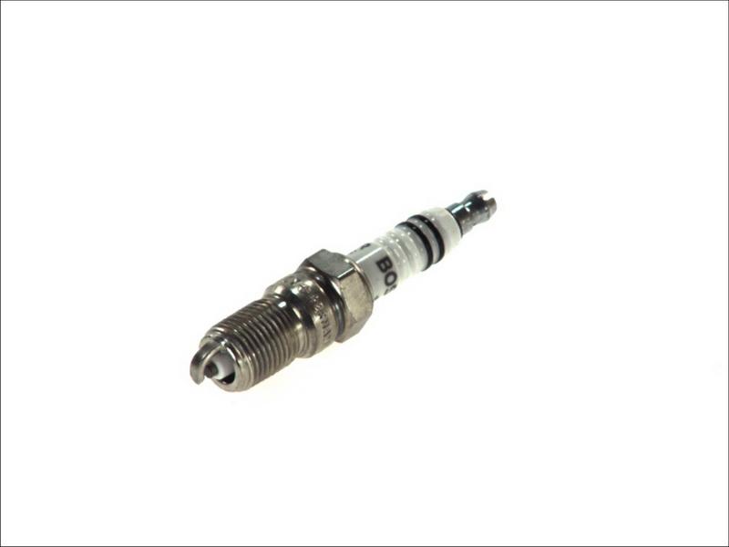 BOSCH 0 242 225 623 - Candela accensione www.autoricambi360.it