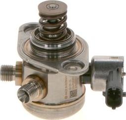 BOSCH 0 261 520 197 - Pompa ad alta pressione www.autoricambi360.it