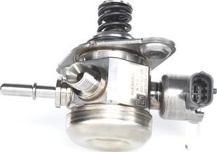 BOSCH 0 261 520 305 - Pompa ad alta pressione www.autoricambi360.it