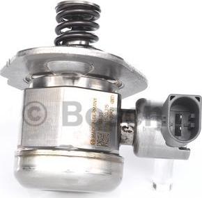 BOSCH 0 261 520 315 - Pompa ad alta pressione www.autoricambi360.it
