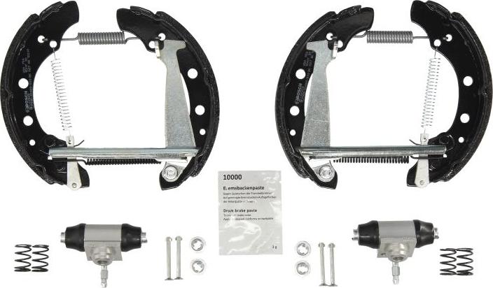 BOSCH 0 204 114 682 - Kit ganasce freno www.autoricambi360.it