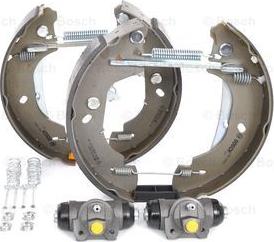 BOSCH 0 204 114 043 - Kit ganasce freno www.autoricambi360.it