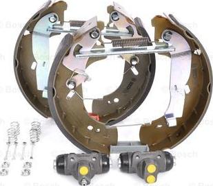 BOSCH 0 204 114 103 - Kit ganasce freno www.autoricambi360.it