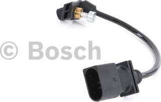 BOSCH 0 281 002 477 - Generatore di impulsi, Albero a gomiti www.autoricambi360.it