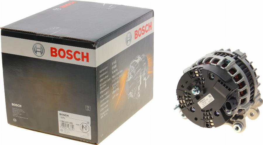 BOSCH 1 986 A01 050 - Alternatore www.autoricambi360.it