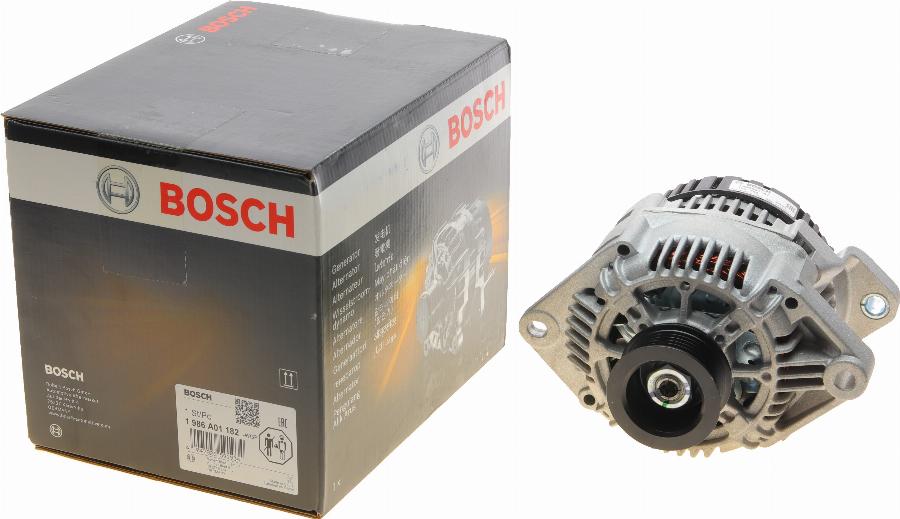 BOSCH 1 986 A01 182 - Alternatore www.autoricambi360.it