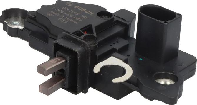 BOSCH 1 986 AE0 069 - Regolatore alternatore www.autoricambi360.it