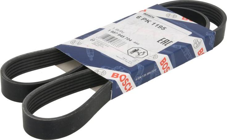 BOSCH 1 987 945 704 - Cinghia Poly-V www.autoricambi360.it