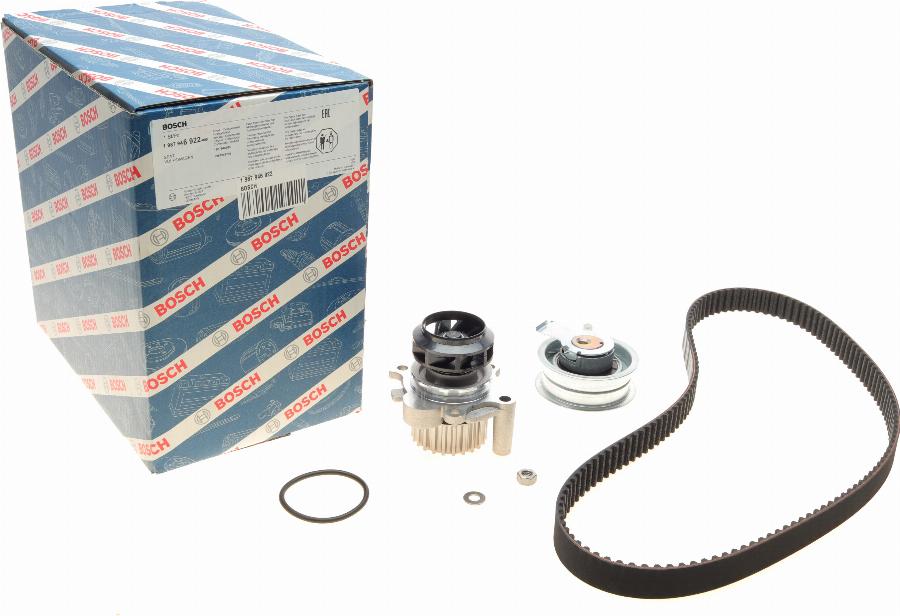 BOSCH 1 987 946 922 - Pompa acqua + Kit cinghie dentate www.autoricambi360.it