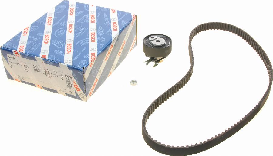 BOSCH 1 987 948 983 - Kit cinghie dentate www.autoricambi360.it