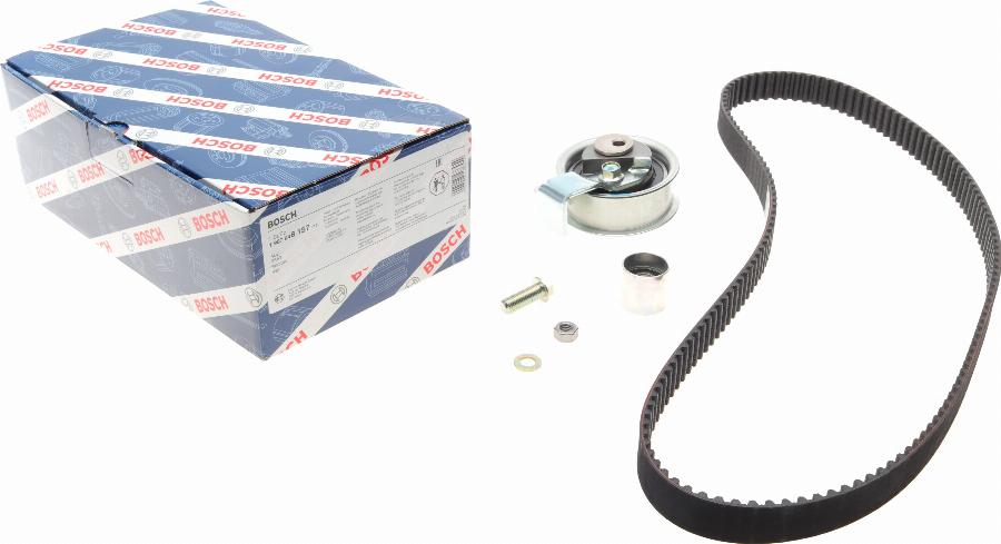 BOSCH 1 987 948 157 - Kit cinghie dentate www.autoricambi360.it