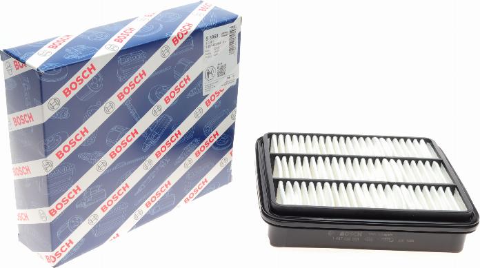 BOSCH 1 457 433 968 - Filtro aria www.autoricambi360.it