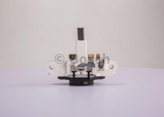 BOSCH 1 197 311 214 - Regolatore alternatore www.autoricambi360.it