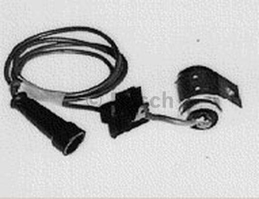 BOSCH 1 237 330 151 - Condensatore, Impianto d'accensione www.autoricambi360.it