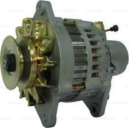 BOSCH F 042 305 046 - Alternatore www.autoricambi360.it