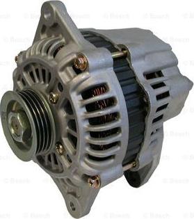 BOSCH F 042 303 040 - Alternatore www.autoricambi360.it