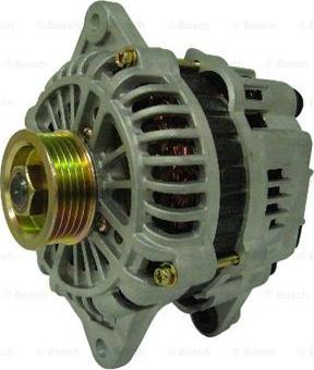 BOSCH F 042 303 067 - Alternatore www.autoricambi360.it
