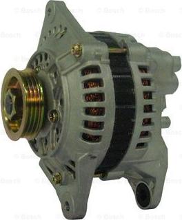 BOSCH F 042 303 022 - Alternatore www.autoricambi360.it